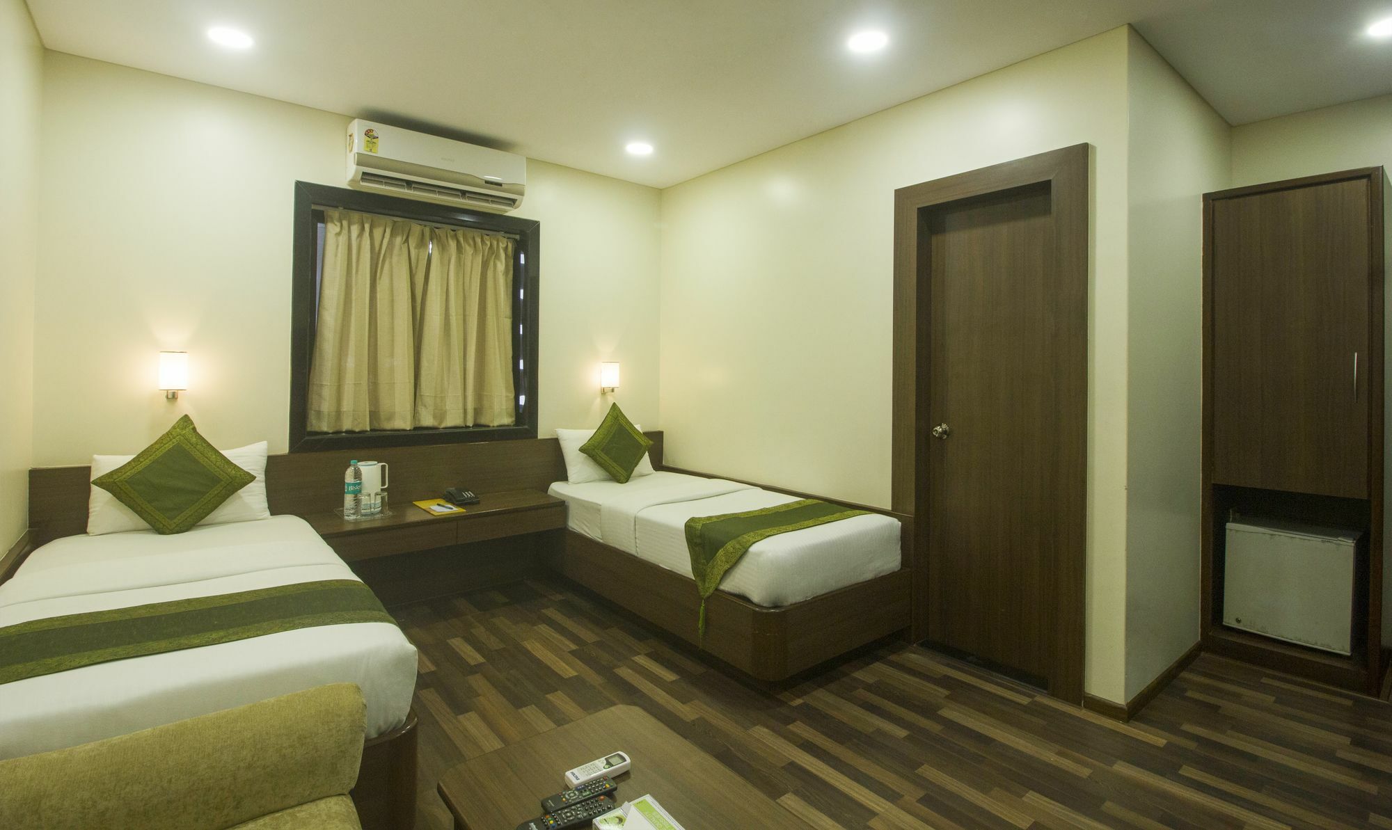 Hotel Treebo Trend Rosewood Bombay Exterior foto